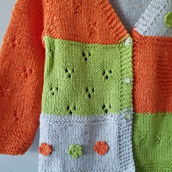 NEW Gorgeous Hand Knitted 2-3 Year Old Toddler Cardigan - Picture 3 of 4